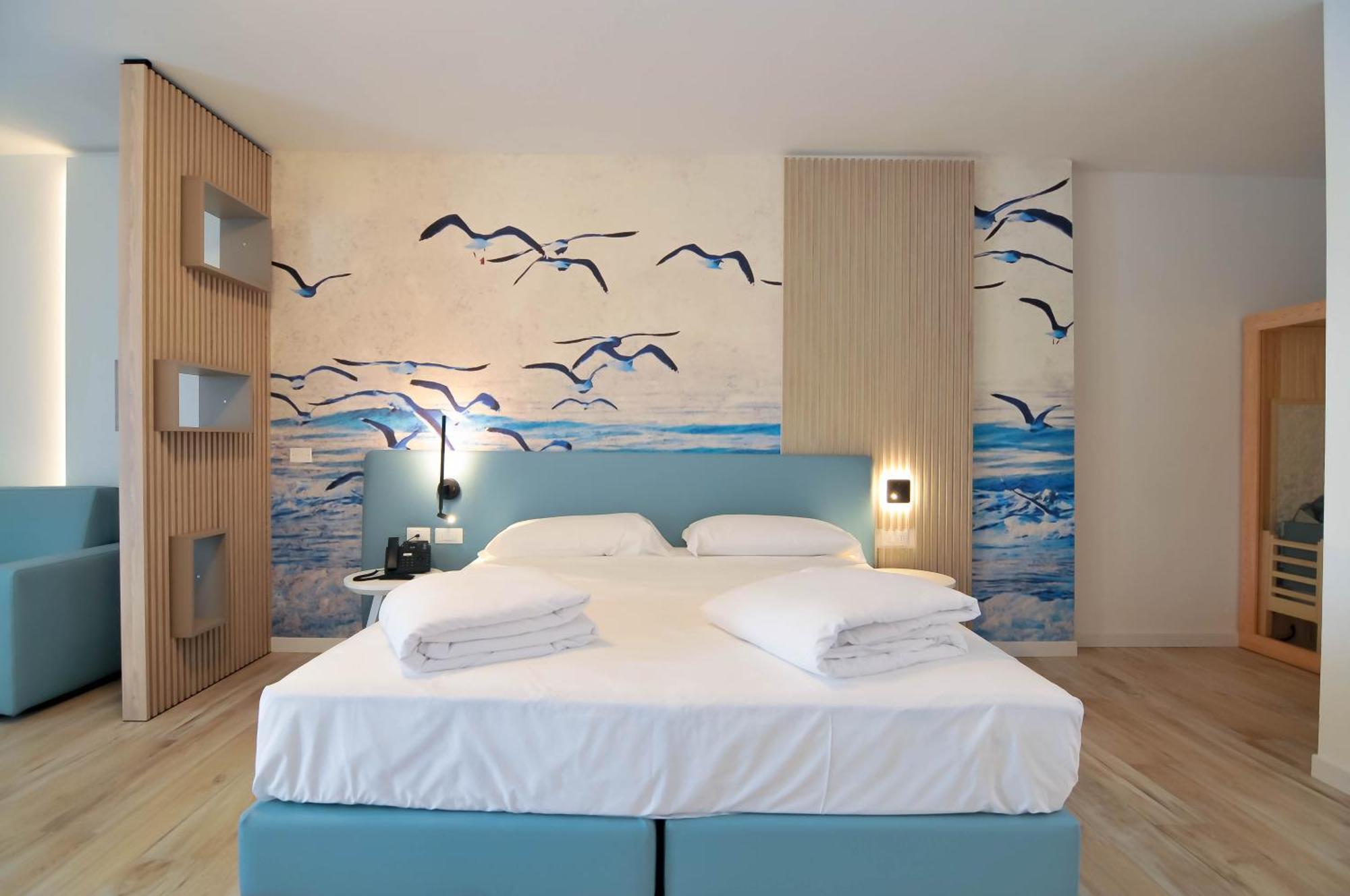 Marina Junior Suite 4 Stelle S Caorle Exterior foto