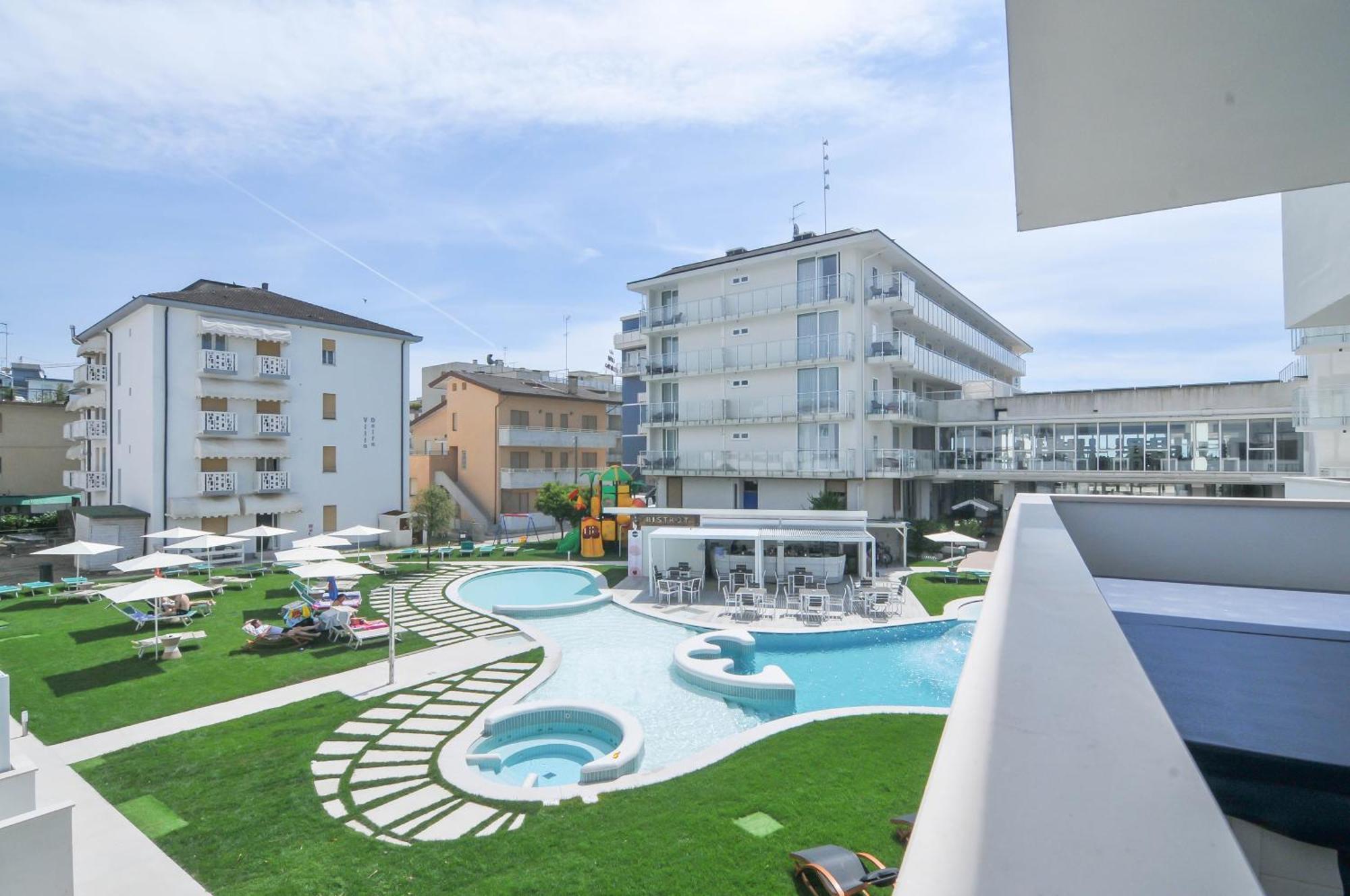 Marina Junior Suite 4 Stelle S Caorle Exterior foto